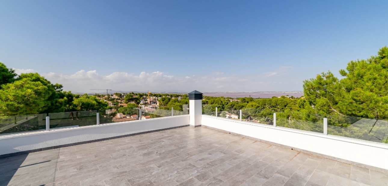 Venta - Villa -
Los Balcones