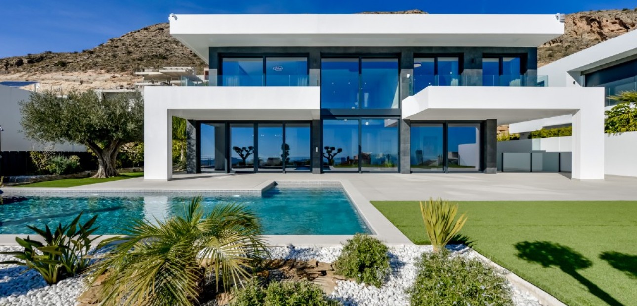 Nueva construcción  - Villa -
Finestrat