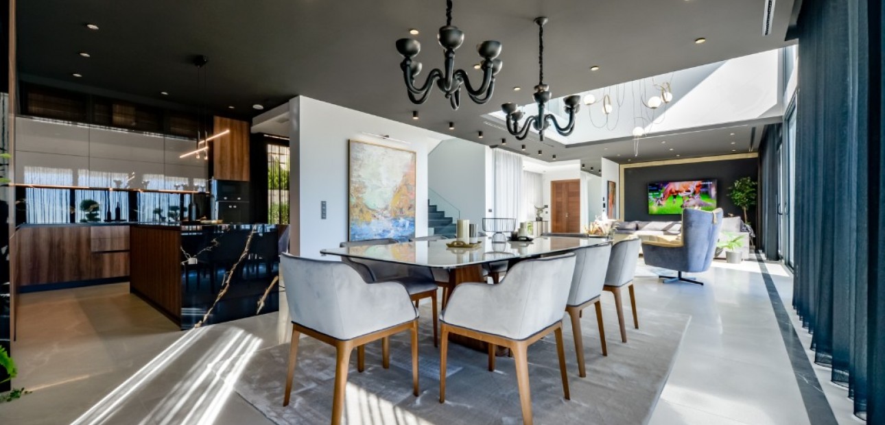 Nueva construcción  - Villa -
Finestrat