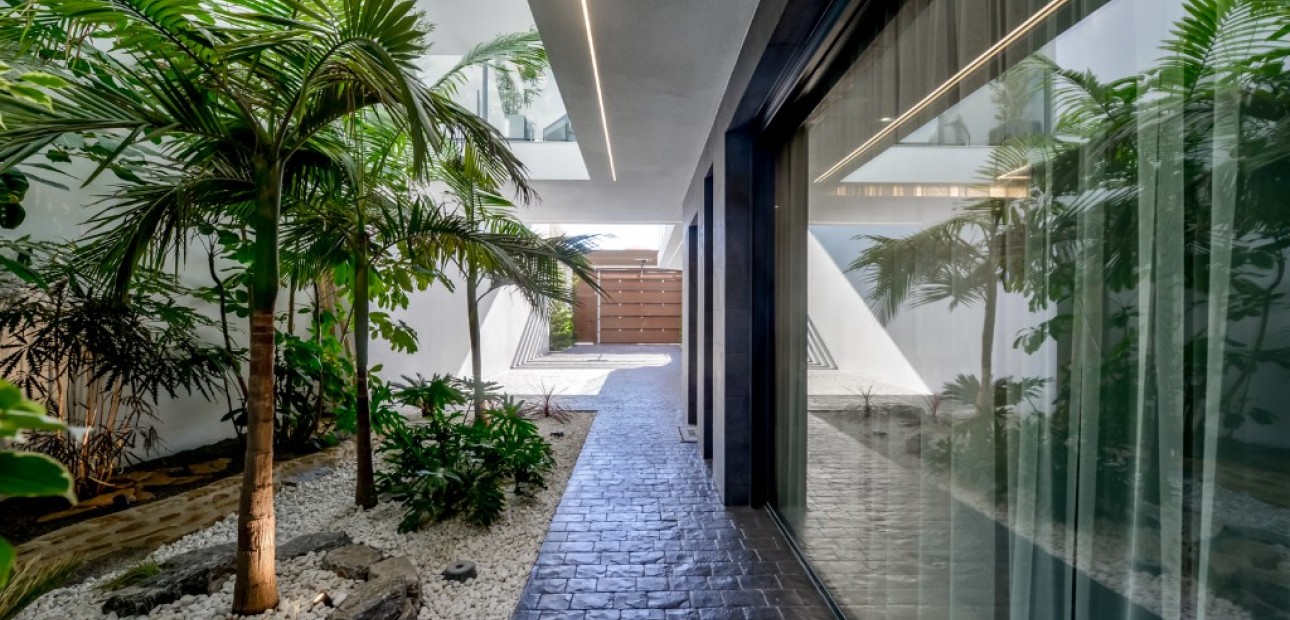 Nueva construcción  - Villa -
Finestrat