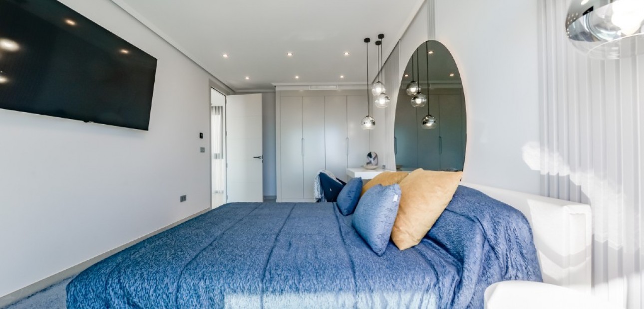 Nueva construcción  - Villa -
Finestrat