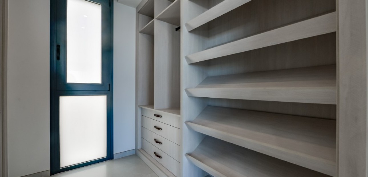 Nueva construcción  - Villa -
Finestrat