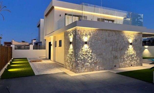 Nieuwbouw - Villa -
Costa Blanca - Orihuela Costa
