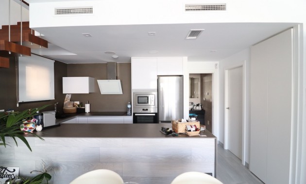 Herverkoop - Villa -
Cabo Roig - Lomas de Cabo Roig