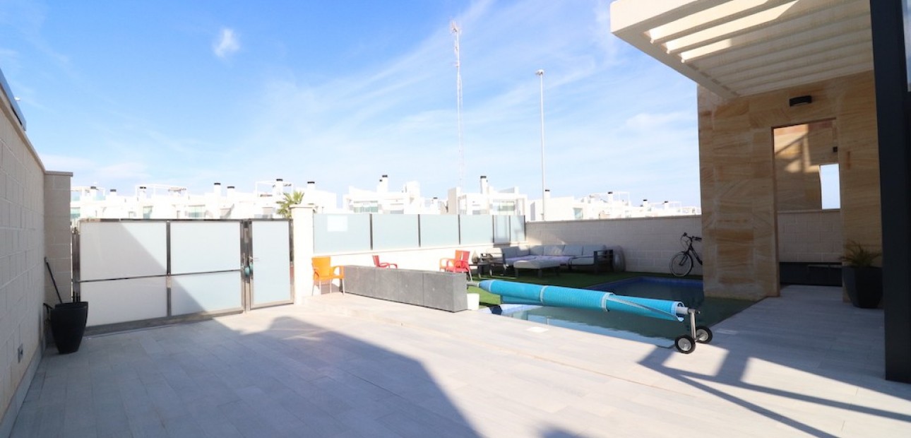 Herverkoop - Villa -
Cabo Roig - Lomas de Cabo Roig