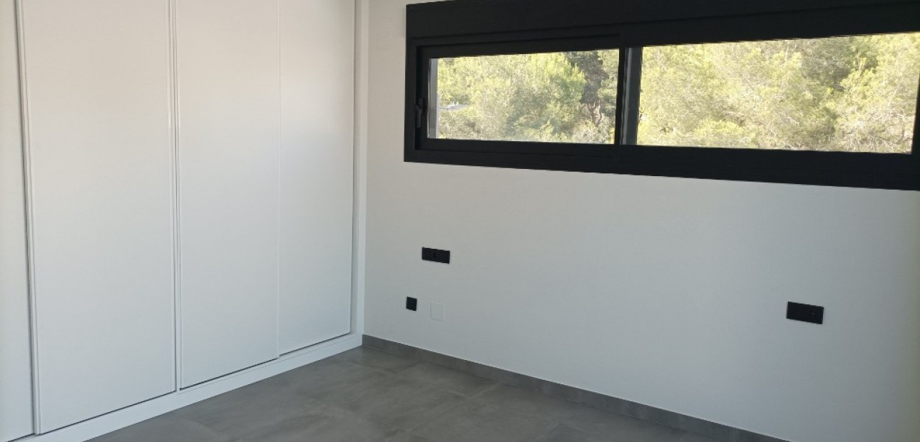 Nueva construcción  - Villa -
Villamartín - Las filipinas