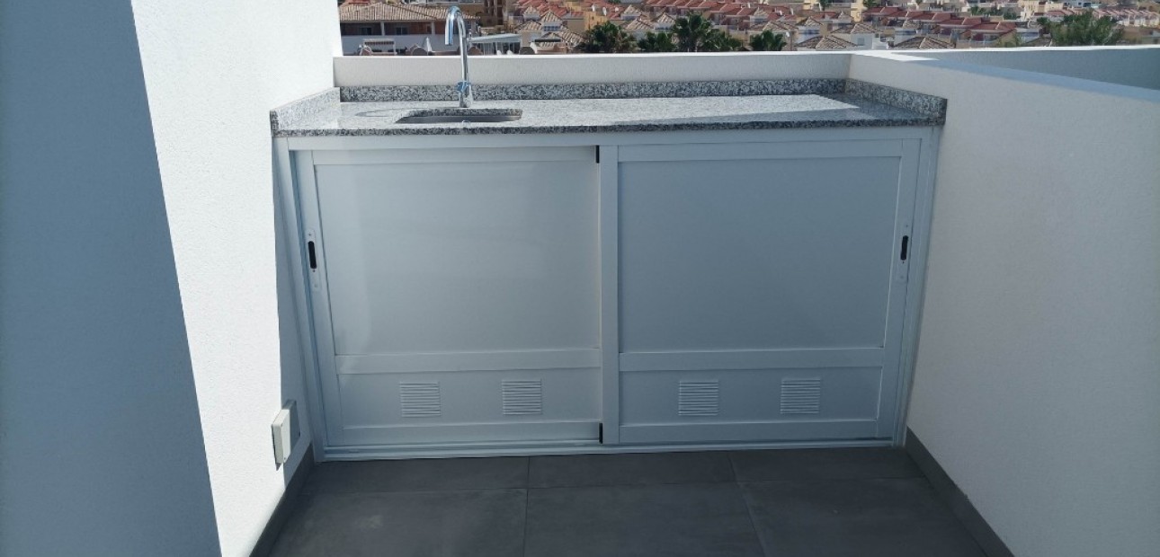 Nueva construcción  - Villa -
Villamartín - Las filipinas