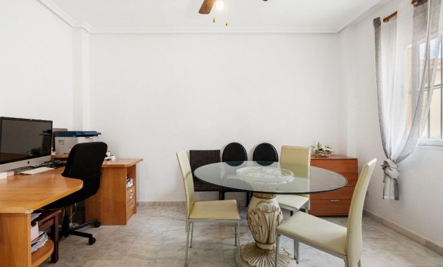 Sale - Villa -
Orihuela Costa