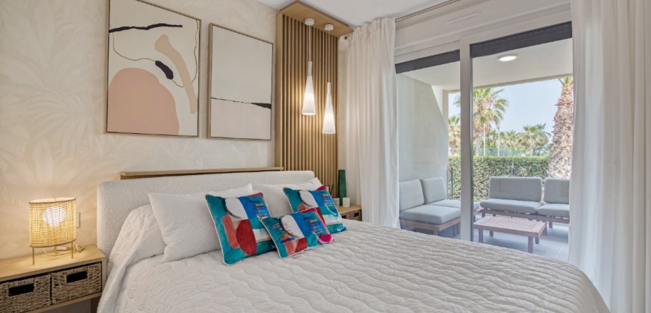 New Build - Apartment / flat -
Punta Prima