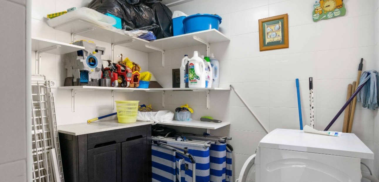 Herverkoop - Villa -
La Florida