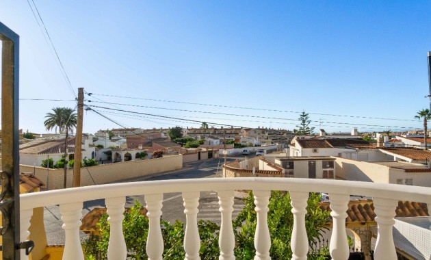 Herverkoop - Villa -
La Florida