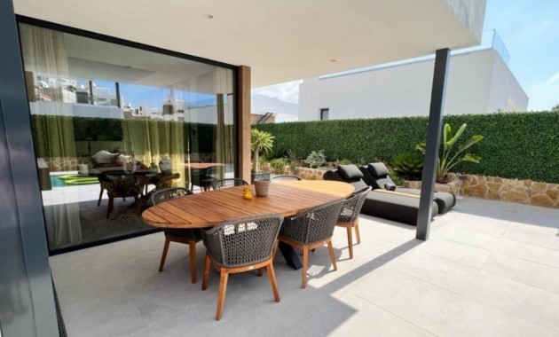 Venta - Villa -
Finestrat