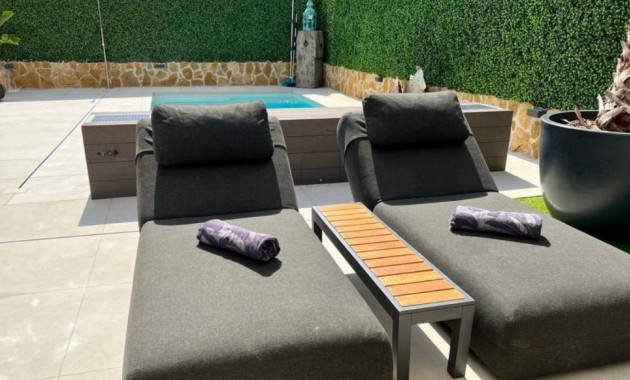 Venta - Villa -
Finestrat