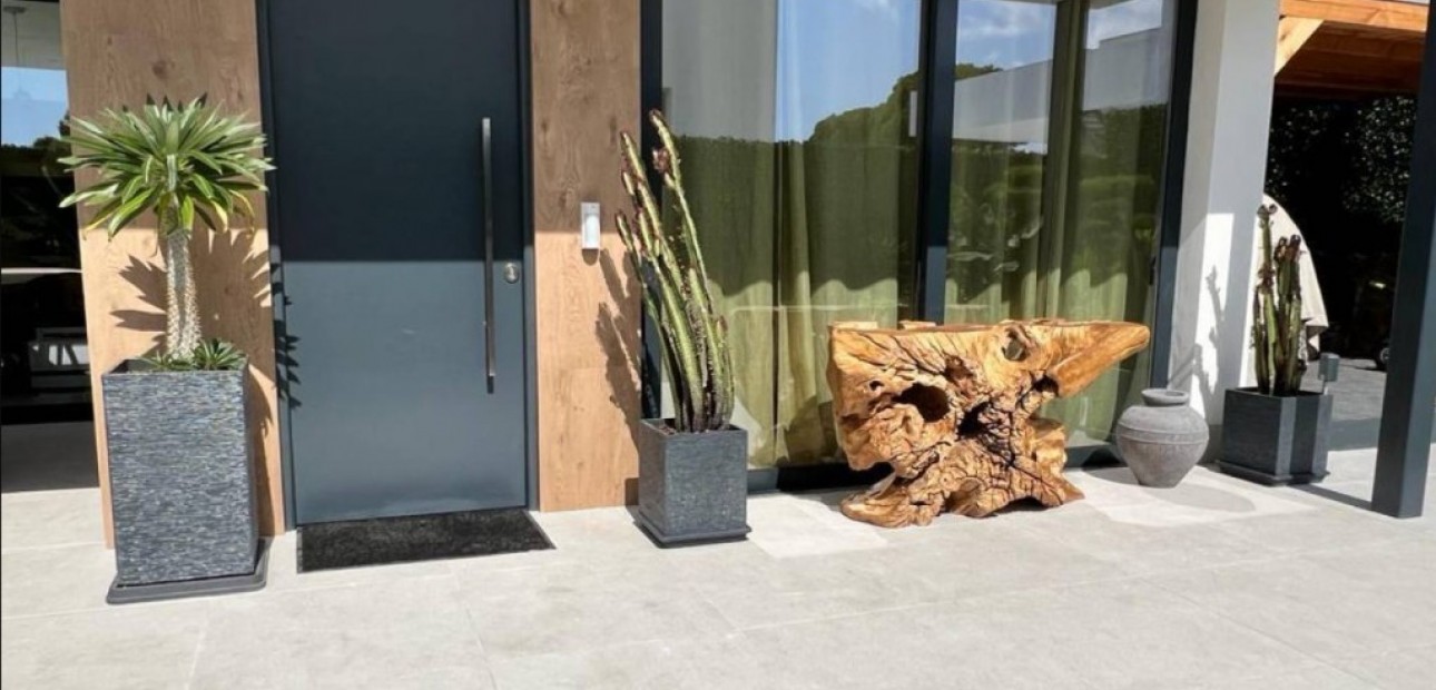 Venta - Villa -
Finestrat