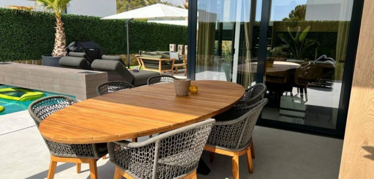 Venta - Villa -
Finestrat