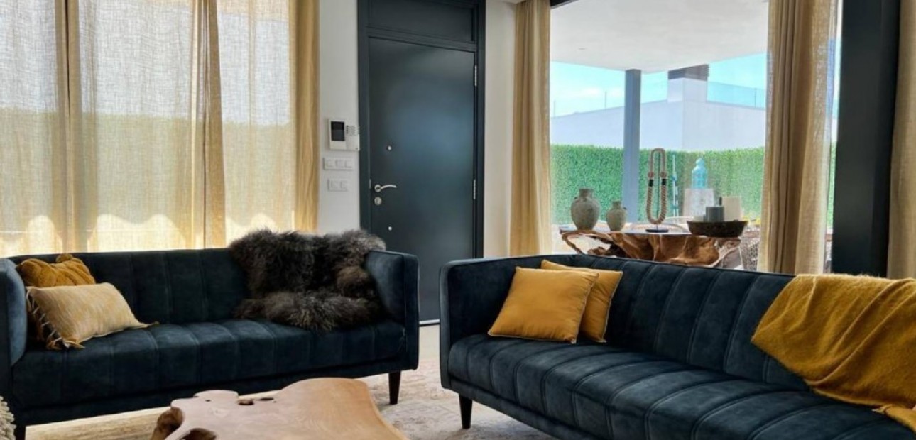 Venta - Villa -
Finestrat