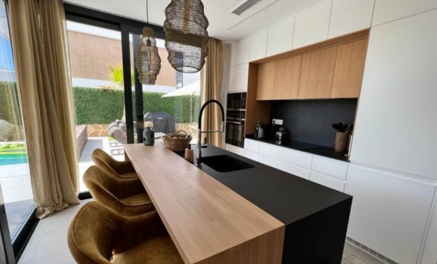 Venta - Villa -
Finestrat