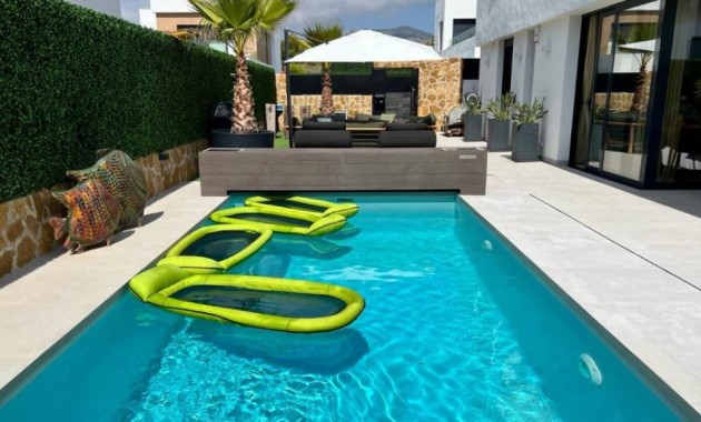 Venta - Villa -
Finestrat