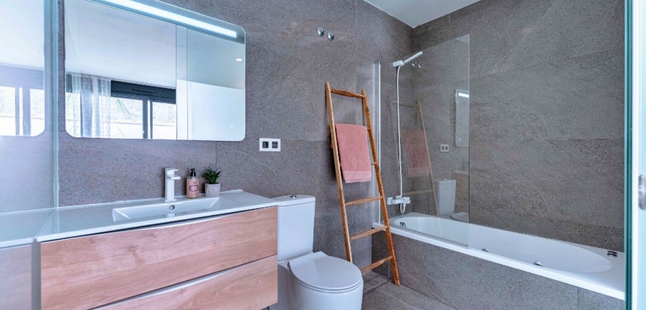 Venta - Villa -
San Miguel de Salinas