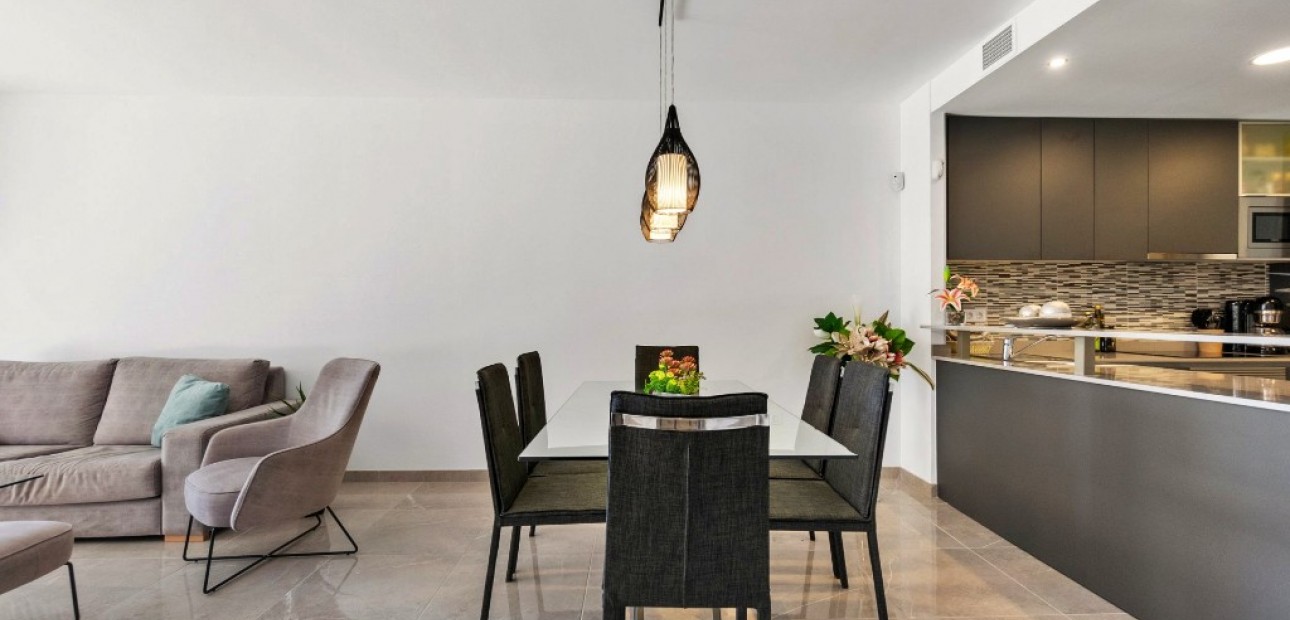 Sale - Apartment / flat -
Villamartín