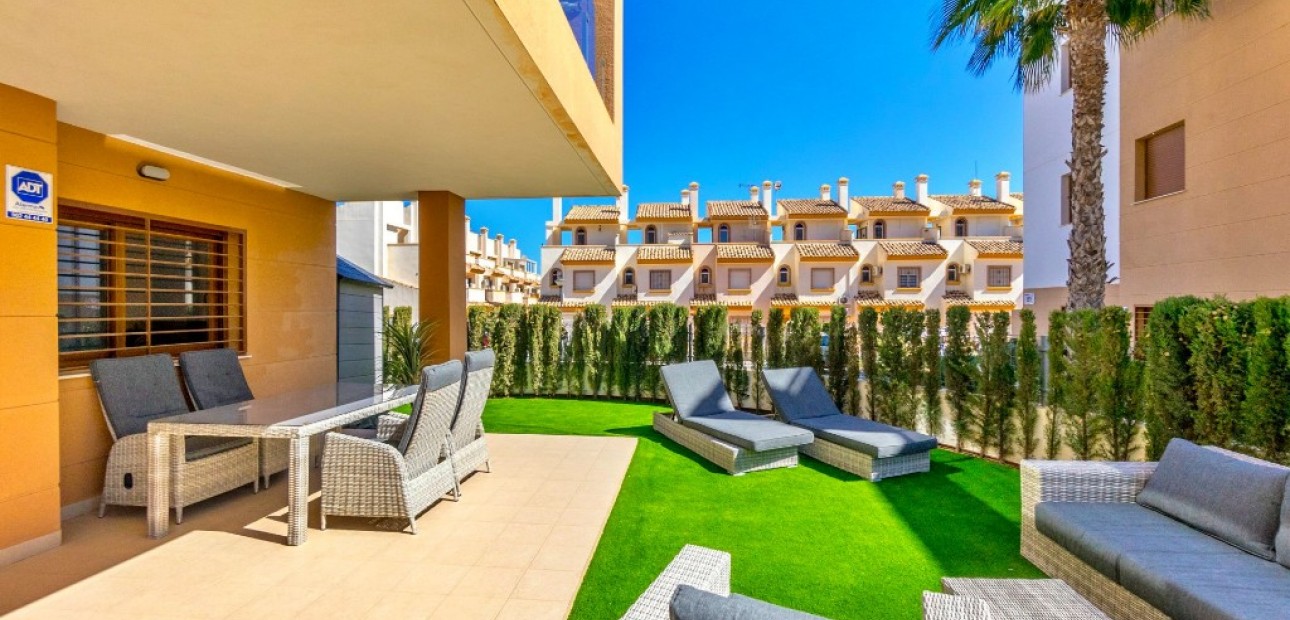 Sale - Apartment / flat -
Villamartín