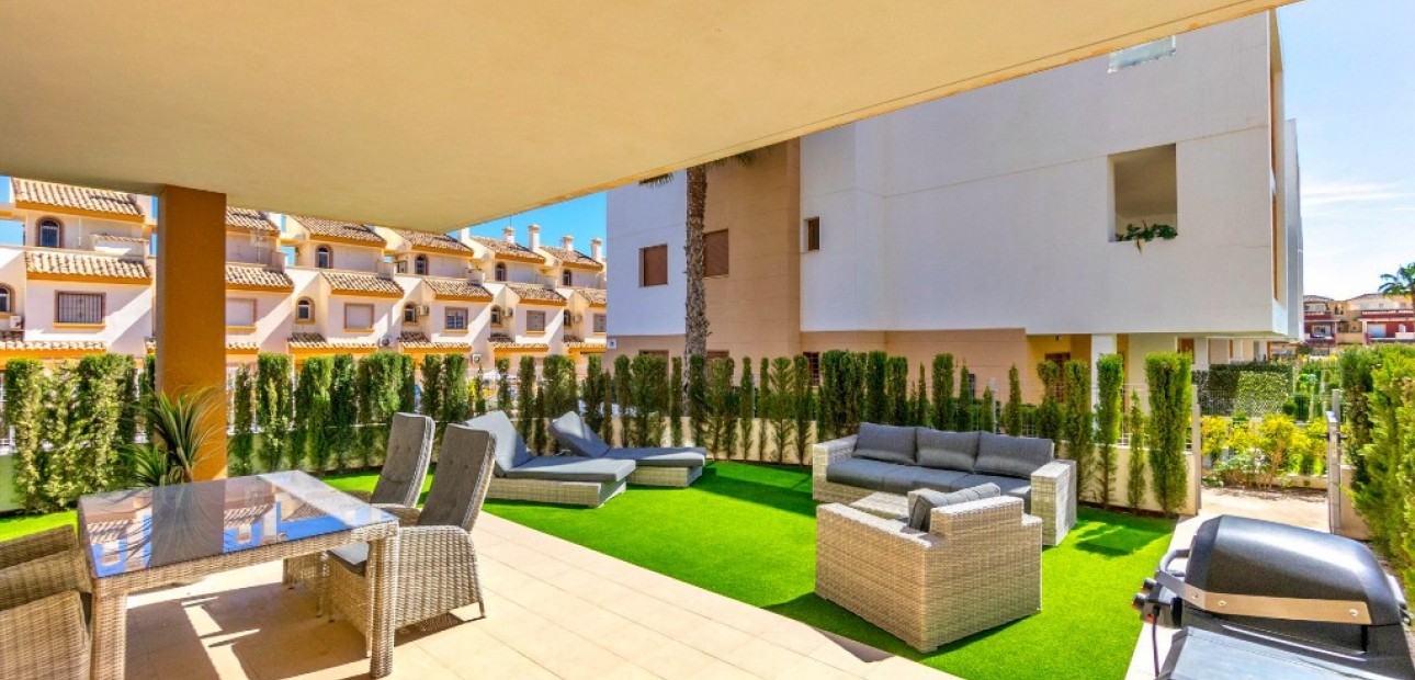 Sale - Apartment / flat -
Villamartín