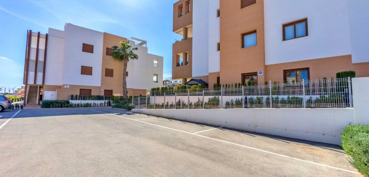 Sale - Apartment / flat -
Villamartín