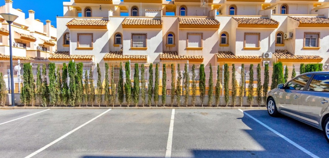 Sale - Apartment / flat -
Villamartín