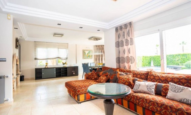 Herverkoop - Villa -
Torrevieja - Aguas Nuevas