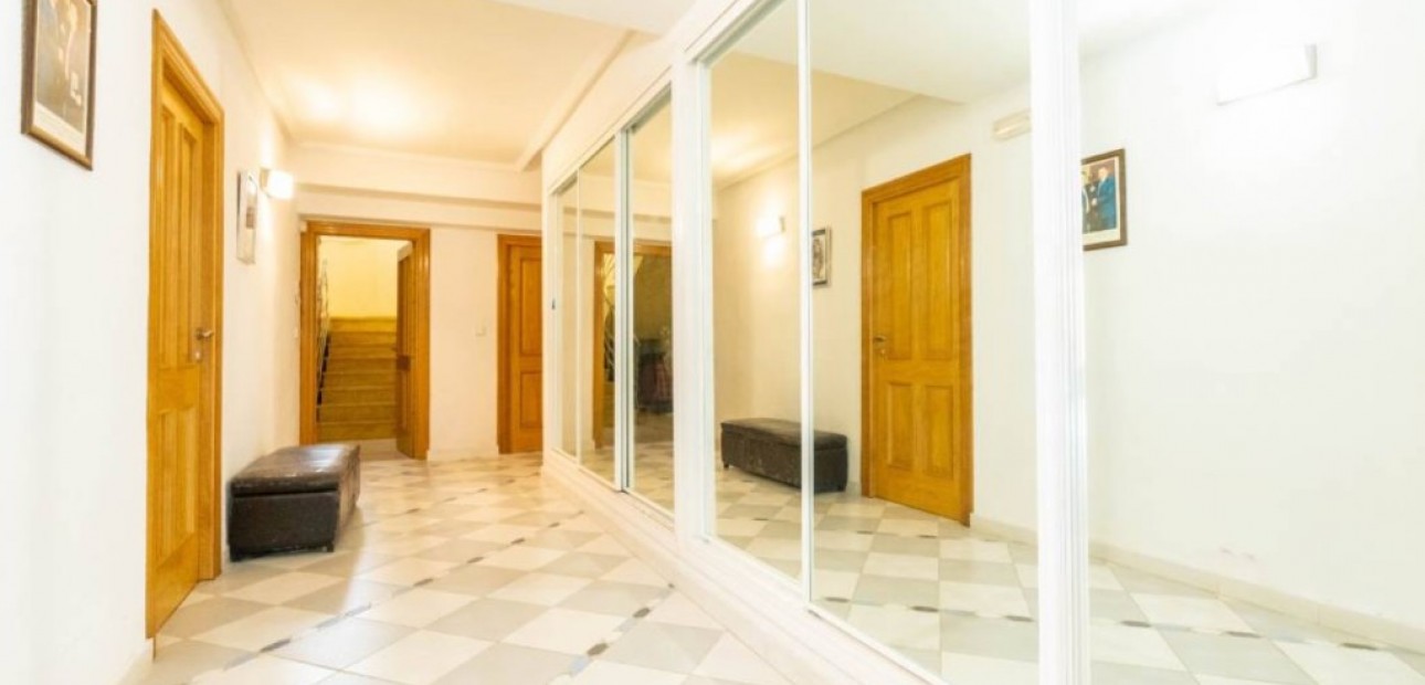 Herverkoop - Villa -
Torrevieja - Aguas Nuevas