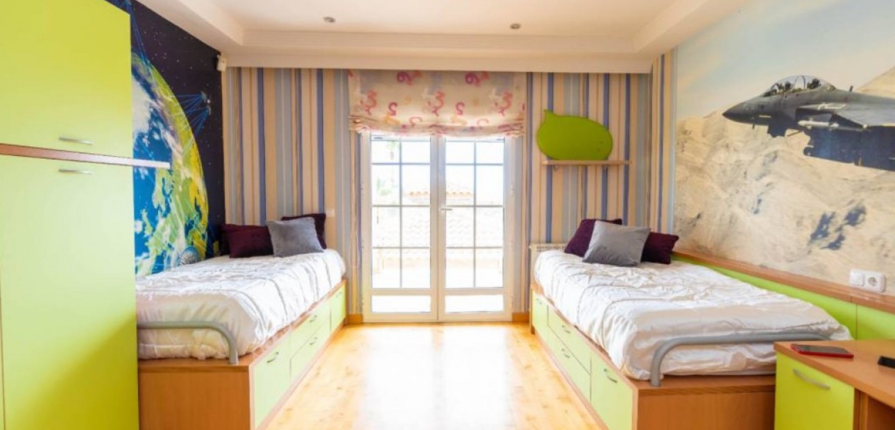 Herverkoop - Villa -
Torrevieja - Aguas Nuevas