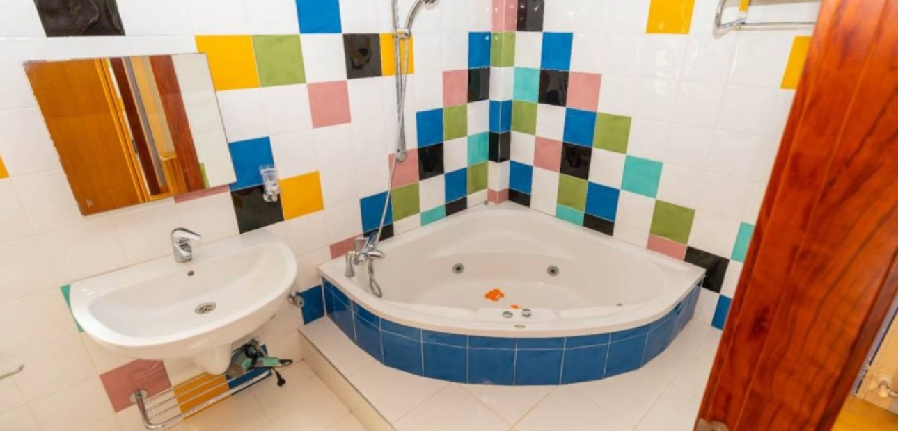 Herverkoop - Villa -
Torrevieja - Aguas Nuevas