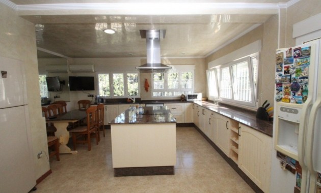 Herverkoop - Villa -
Cabo Roig