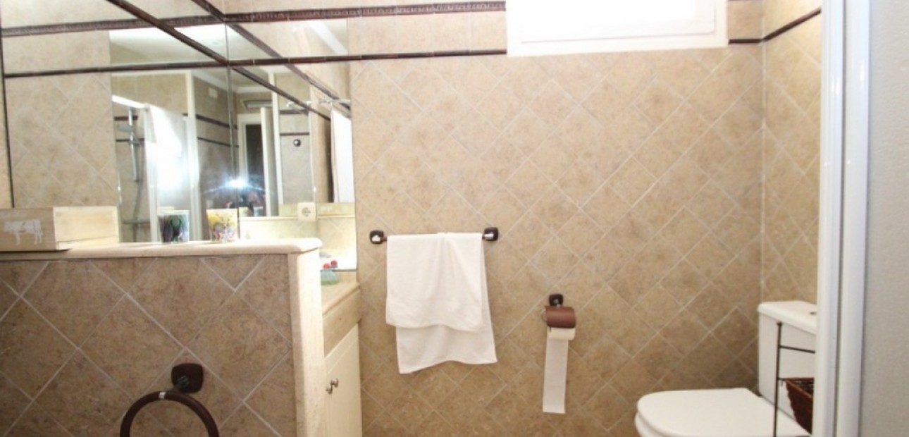 Herverkoop - Villa -
Cabo Roig