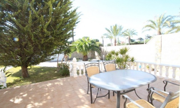Herverkoop - Villa -
Cabo Roig