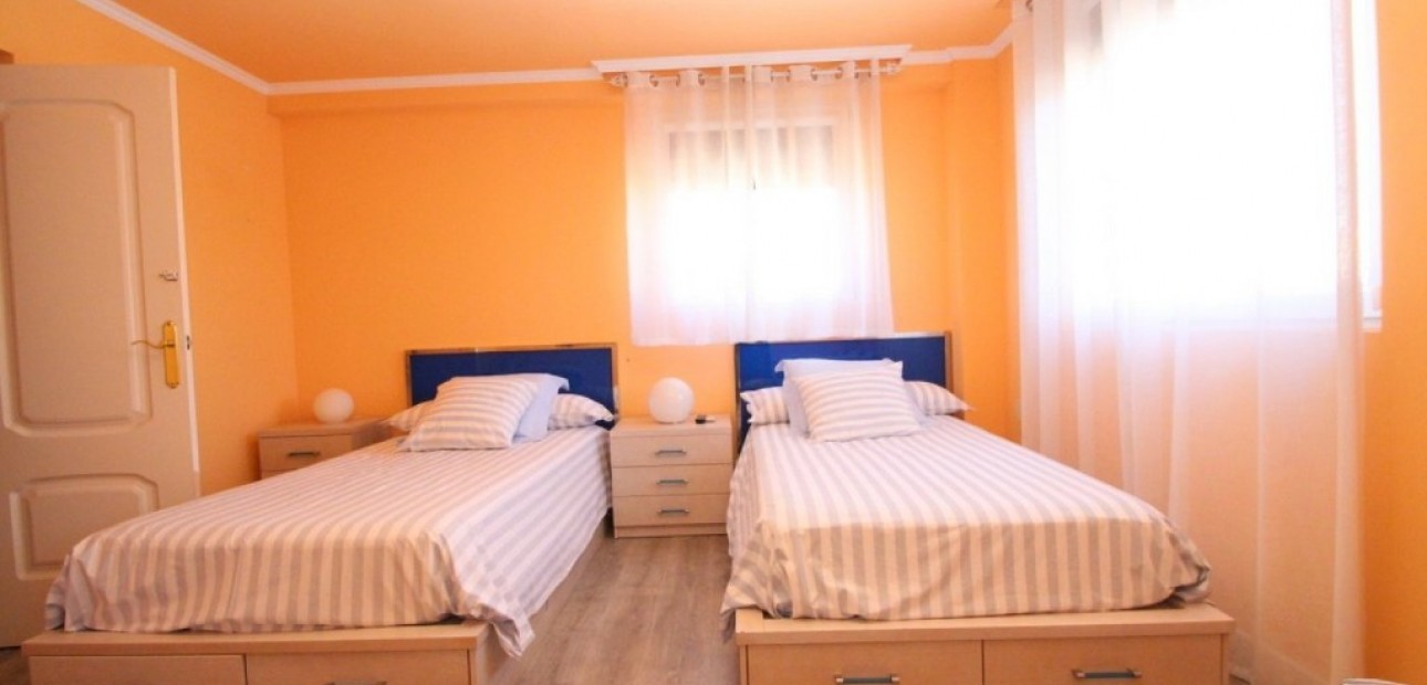 Herverkoop - Villa -
Cabo Roig