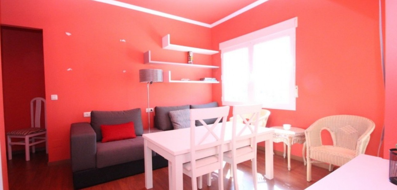 Herverkoop - Villa -
Cabo Roig