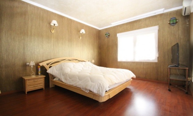 Herverkoop - Villa -
Cabo Roig