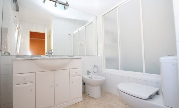 Herverkoop - Villa -
Cabo Roig