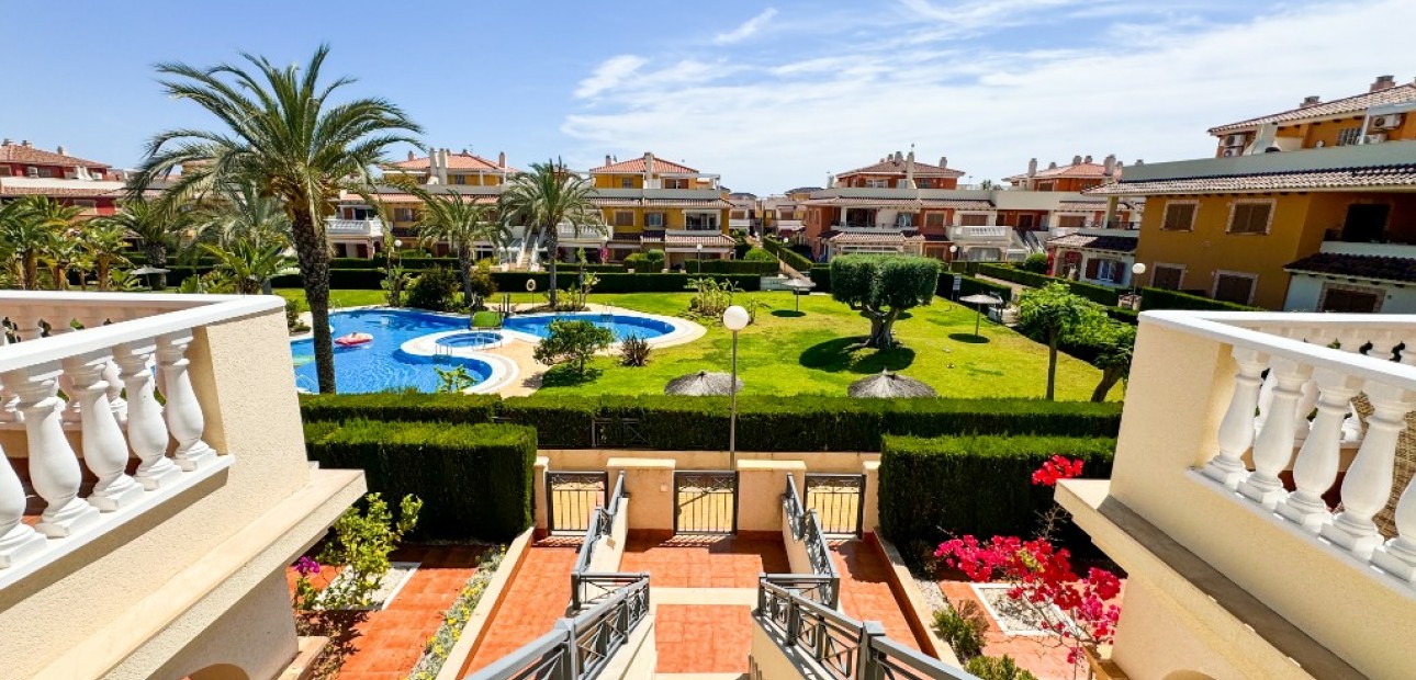 Vakantie verhuur - Appartement / flat -
Playa Flamenca - Zeniamar