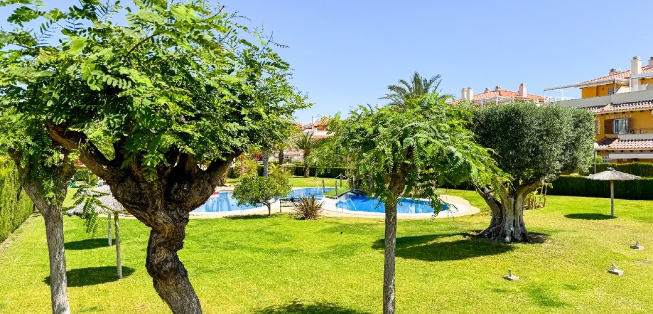 Vakantie verhuur - Appartement / flat -
Playa Flamenca - Zeniamar