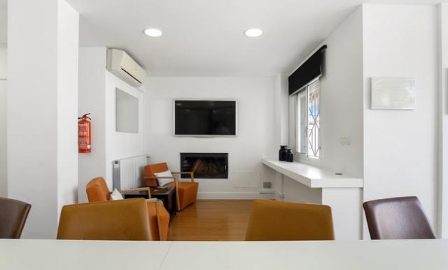 Herverkoop - Reclame -
Torrevieja