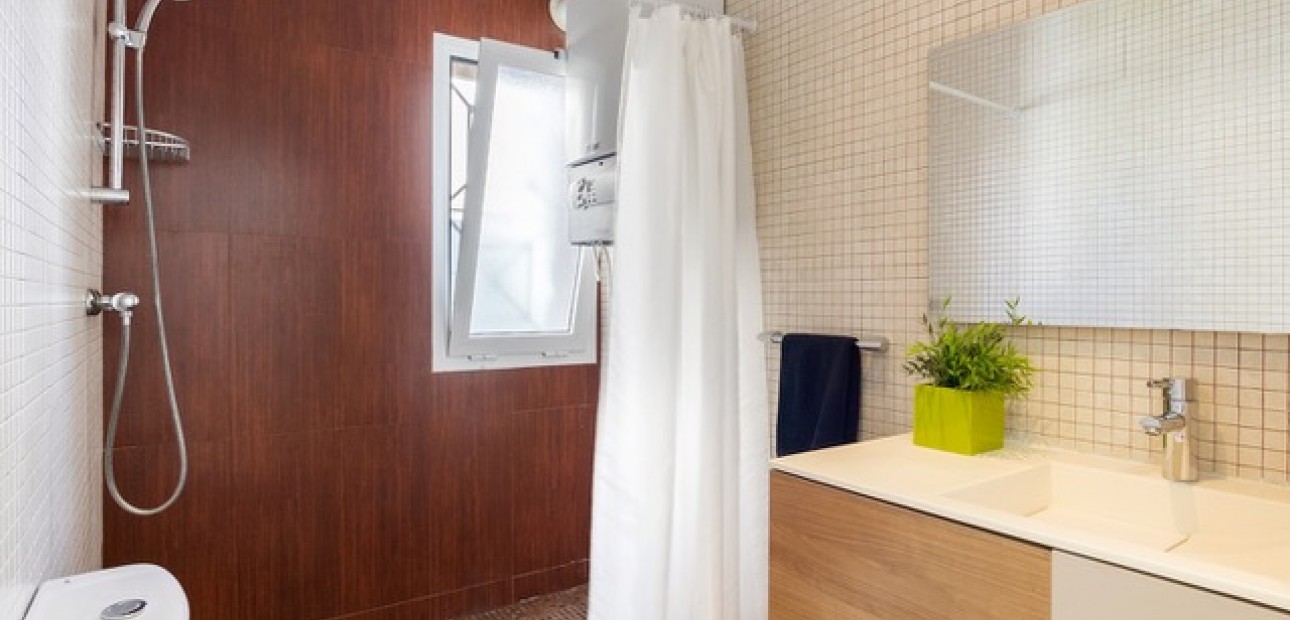 Herverkoop - Reclame -
Torrevieja