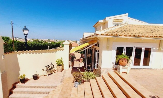 Sale - Villa -
Campoamor