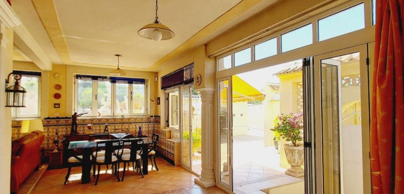 Sale - Villa -
Campoamor