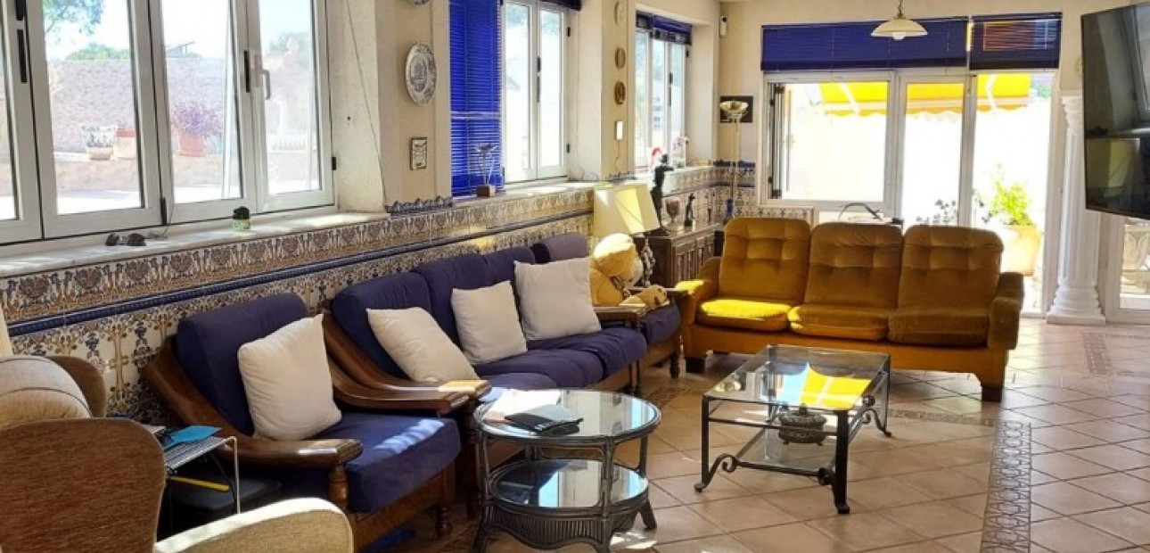 Sale - Villa -
Campoamor