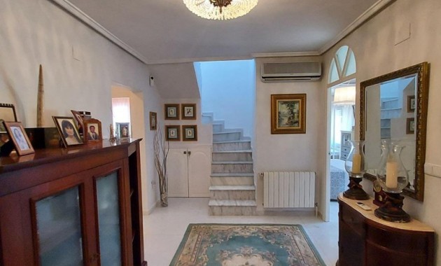 Sale - Villa -
Campoamor