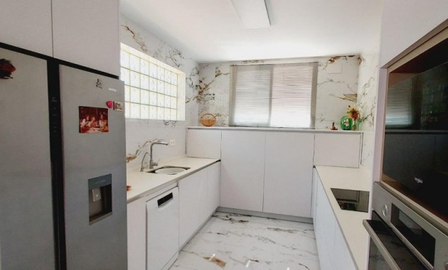 Sale - Villa -
Campoamor