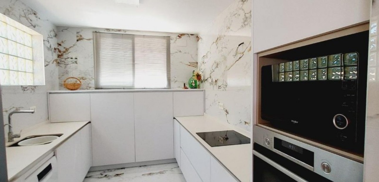 Sale - Villa -
Campoamor