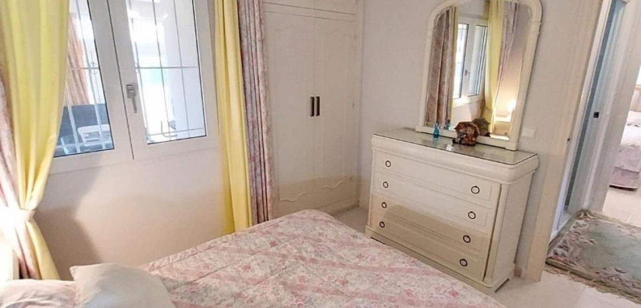 Sale - Villa -
Campoamor